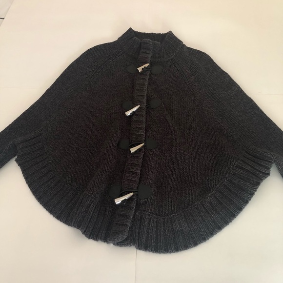 Michael Kors Size Small Grey Chunky Knit Poncho - Picture 7 of 13